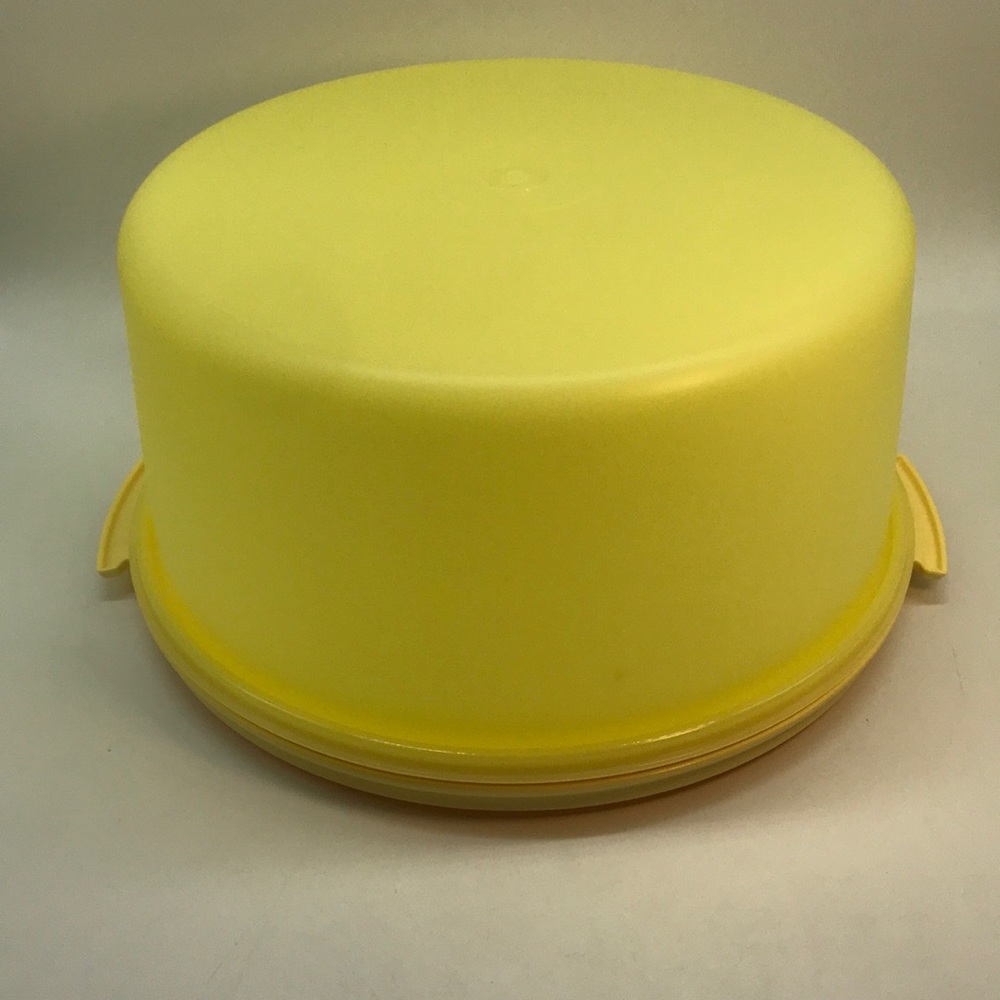 Tupperware Maxi Cake Round Container - Picture 8 of 11